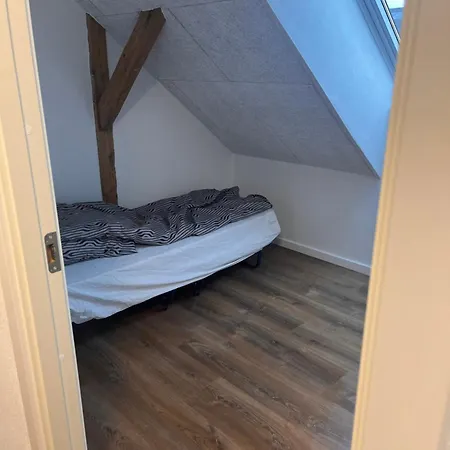 3 Vaerelses Lejlighed - 2 Apartmán